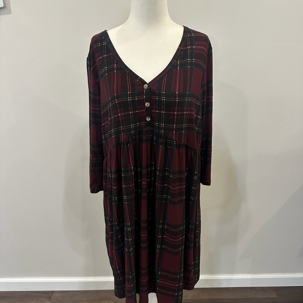Plaid V-Neck mts Buttoned Dress Size M